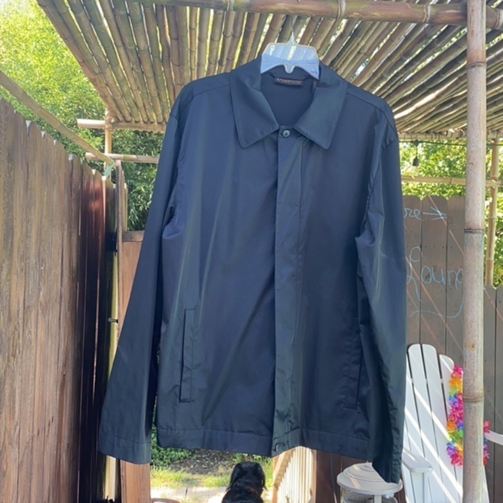 Light weight jacket - Picture 3 of 15